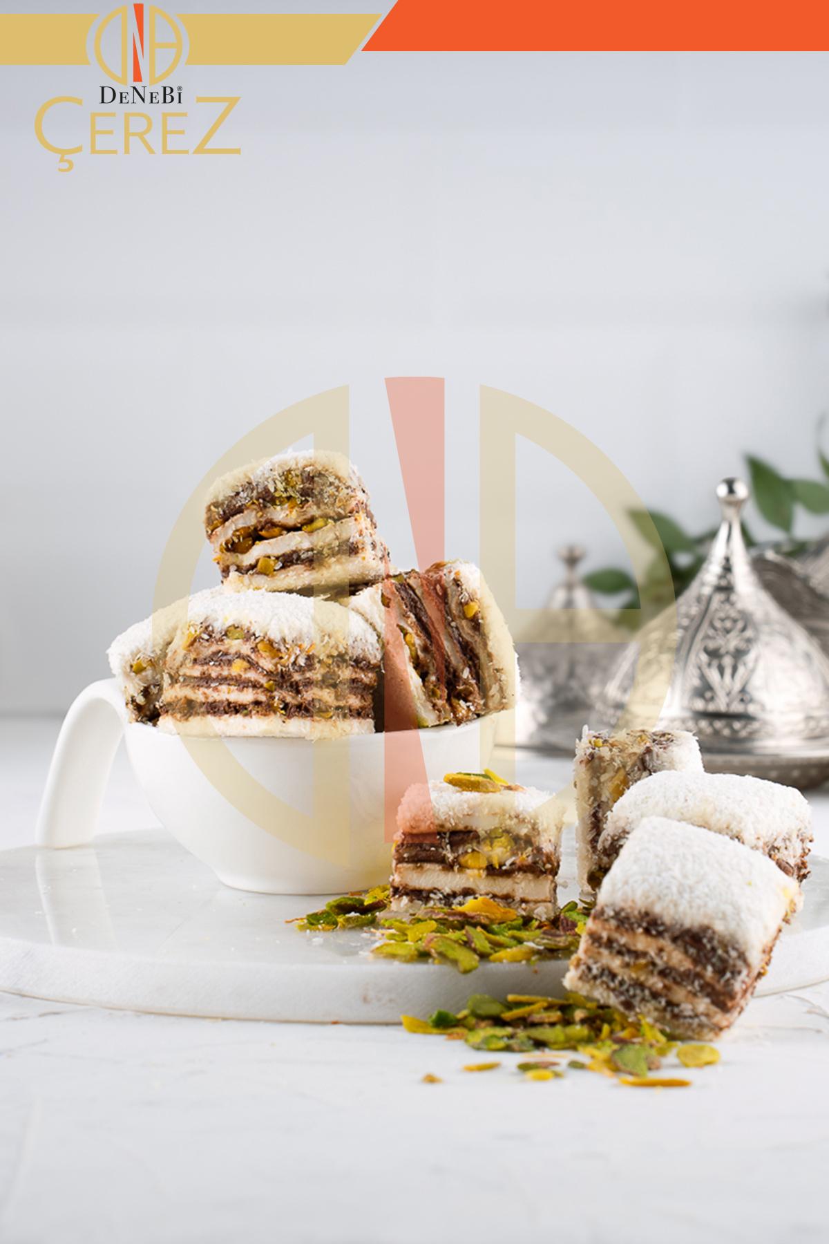 HİNDİSTAN%20CEVİZİ%20KAPLI%20ANTEP%20FISTIKLI%20BAKLAVA%20LOKUM%20%20(1000%20Gram)
