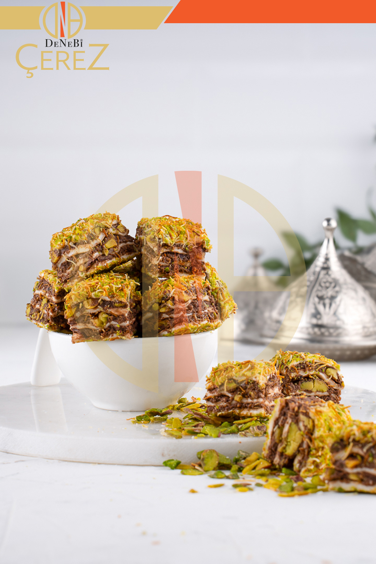 TOZ%20ANTEP%20KAPLI%20ÇİKOLATALI%20BAKLAVA%20LOKUM%20(1000%20Gram)
