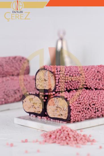 MOR PİRİNÇ PATLAĞI KAPLI FINDIKLI SARMA LOKUM